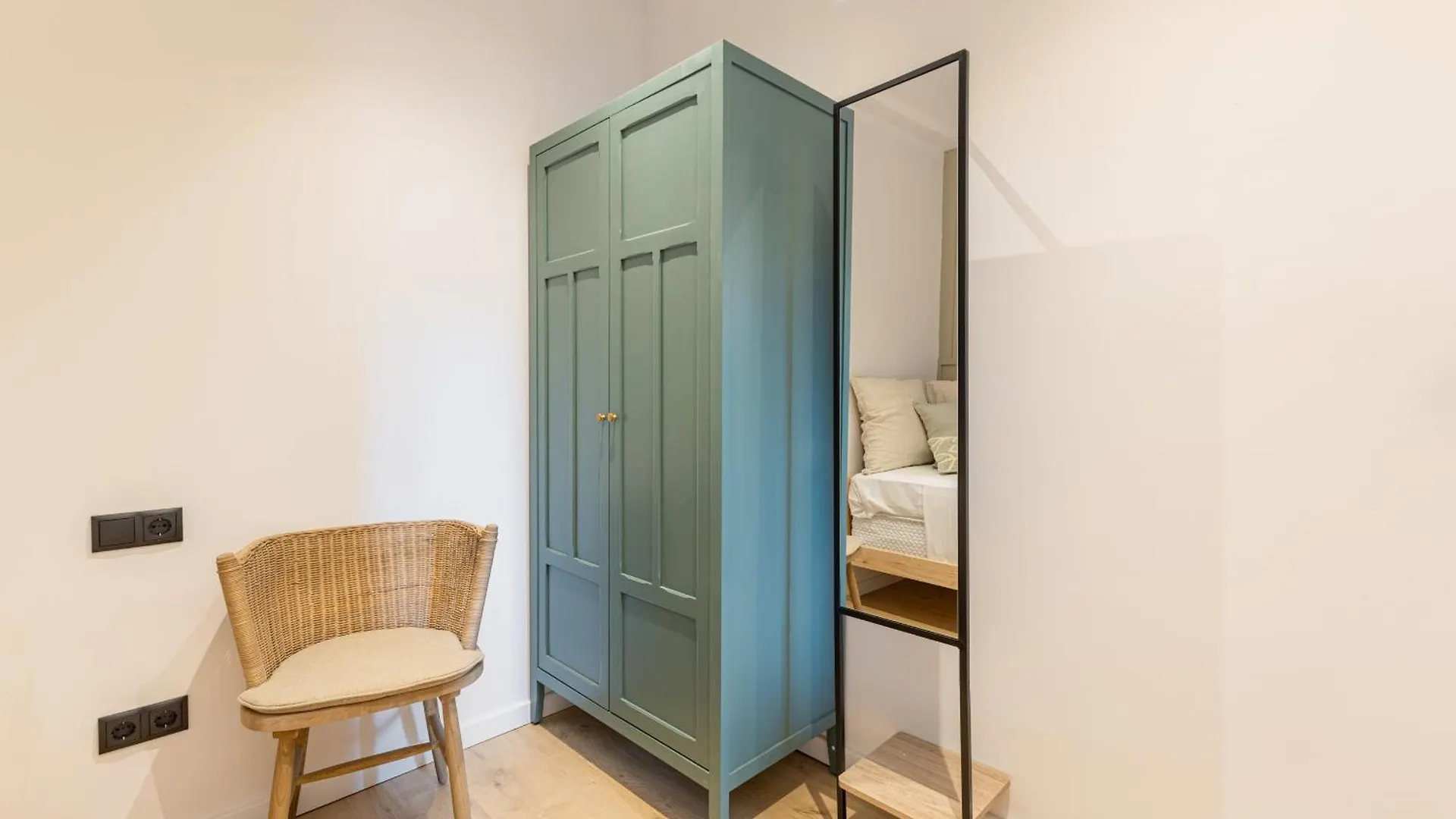 Joya De La Arquitectura Catalana Apartment Barcelona Spain