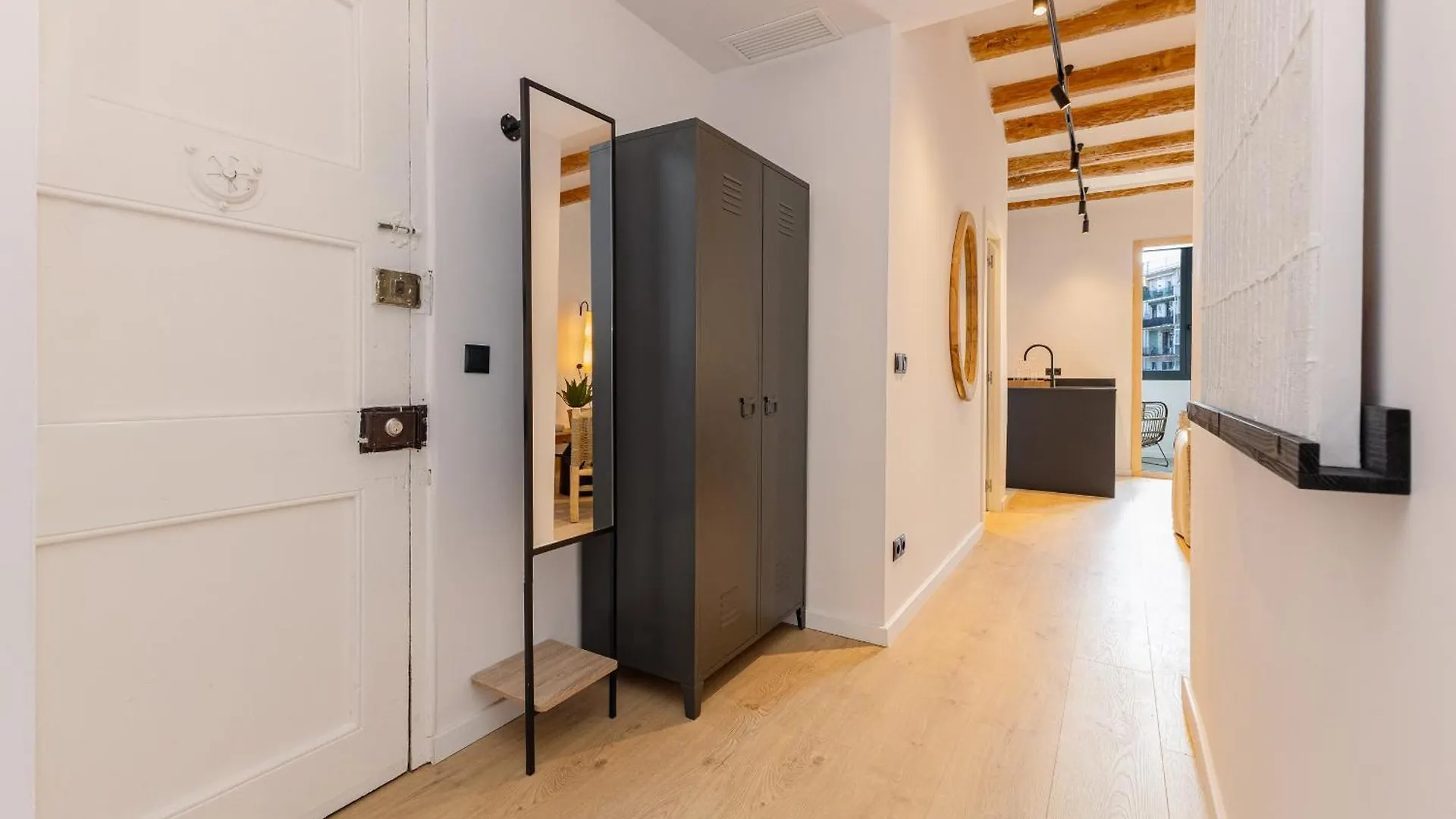 Joya De La Arquitectura Catalana Apartment Barcelona
