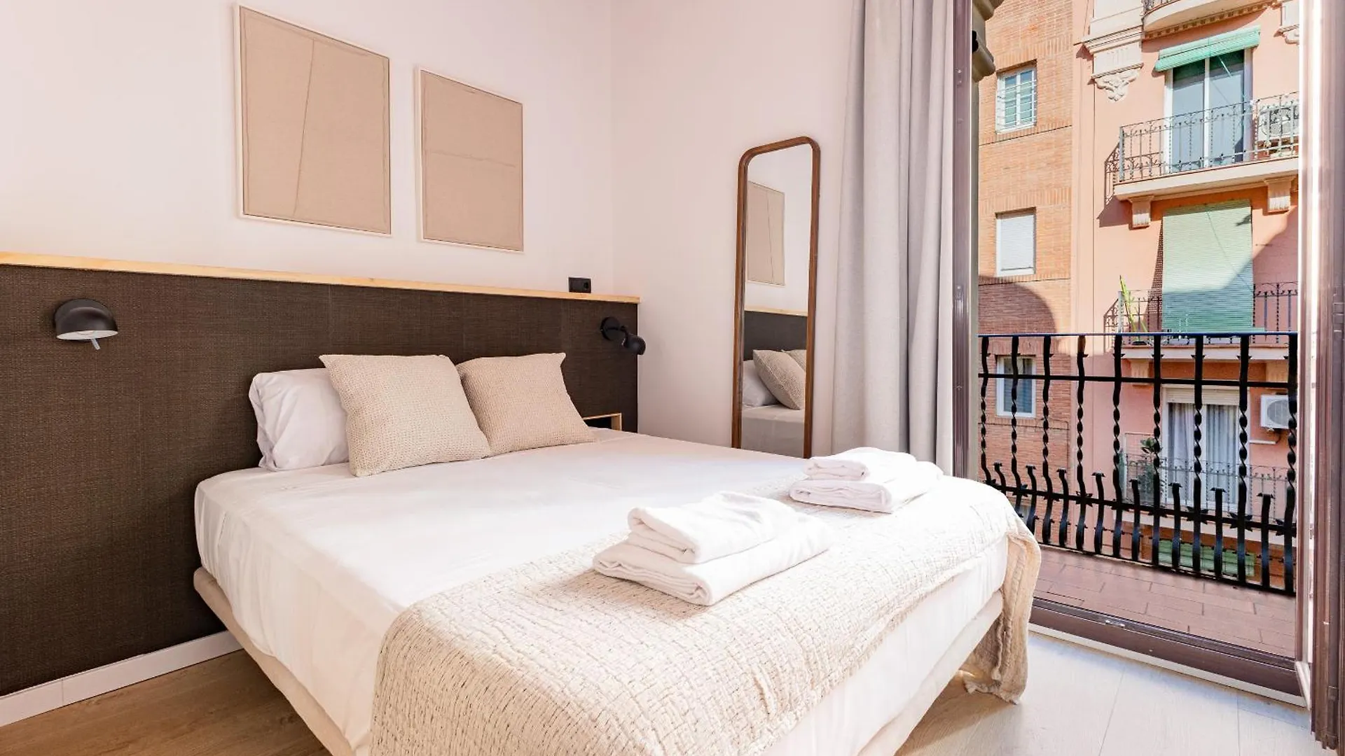 Joya De La Arquitectura Catalana Apartment Barcelona Spain