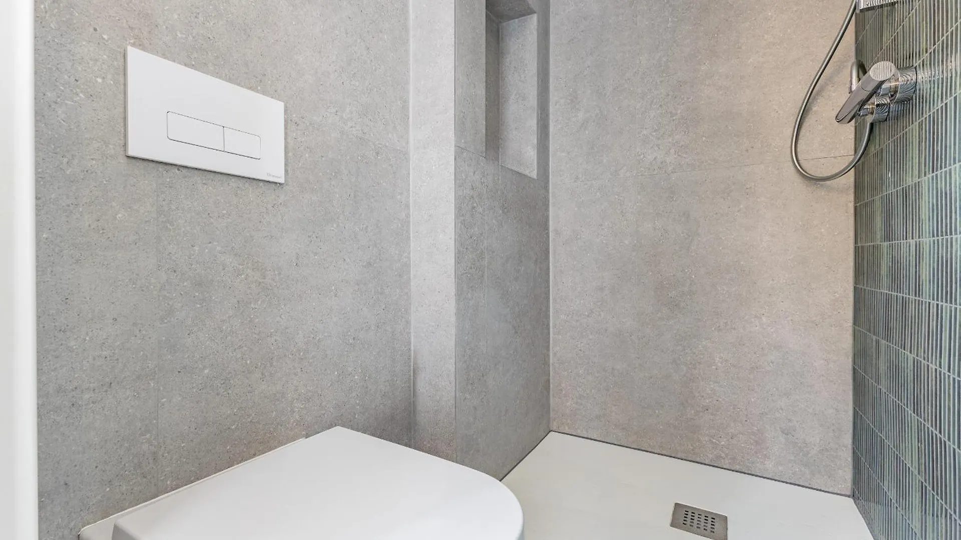 Joya De La Arquitectura Catalana Apartment Barcelona