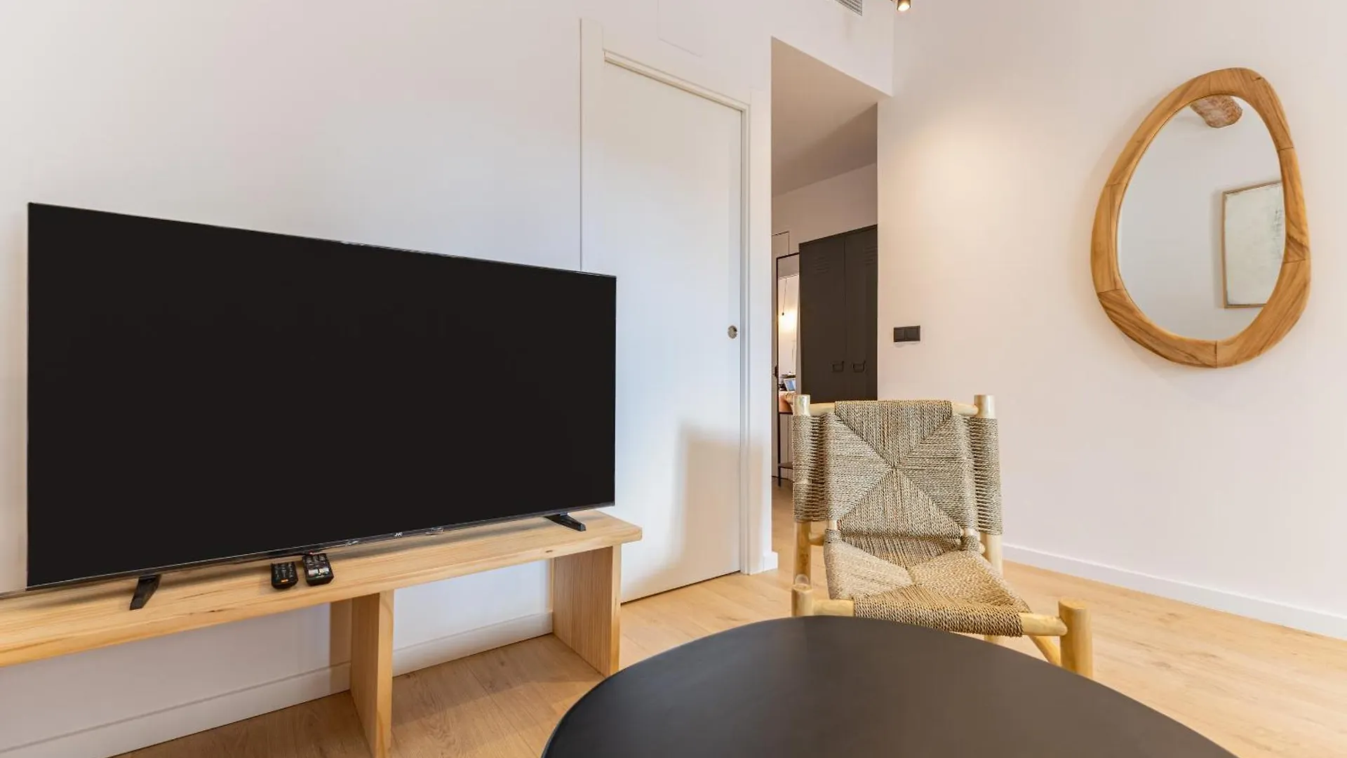 Joya De La Arquitectura Catalana Apartment Barcelona