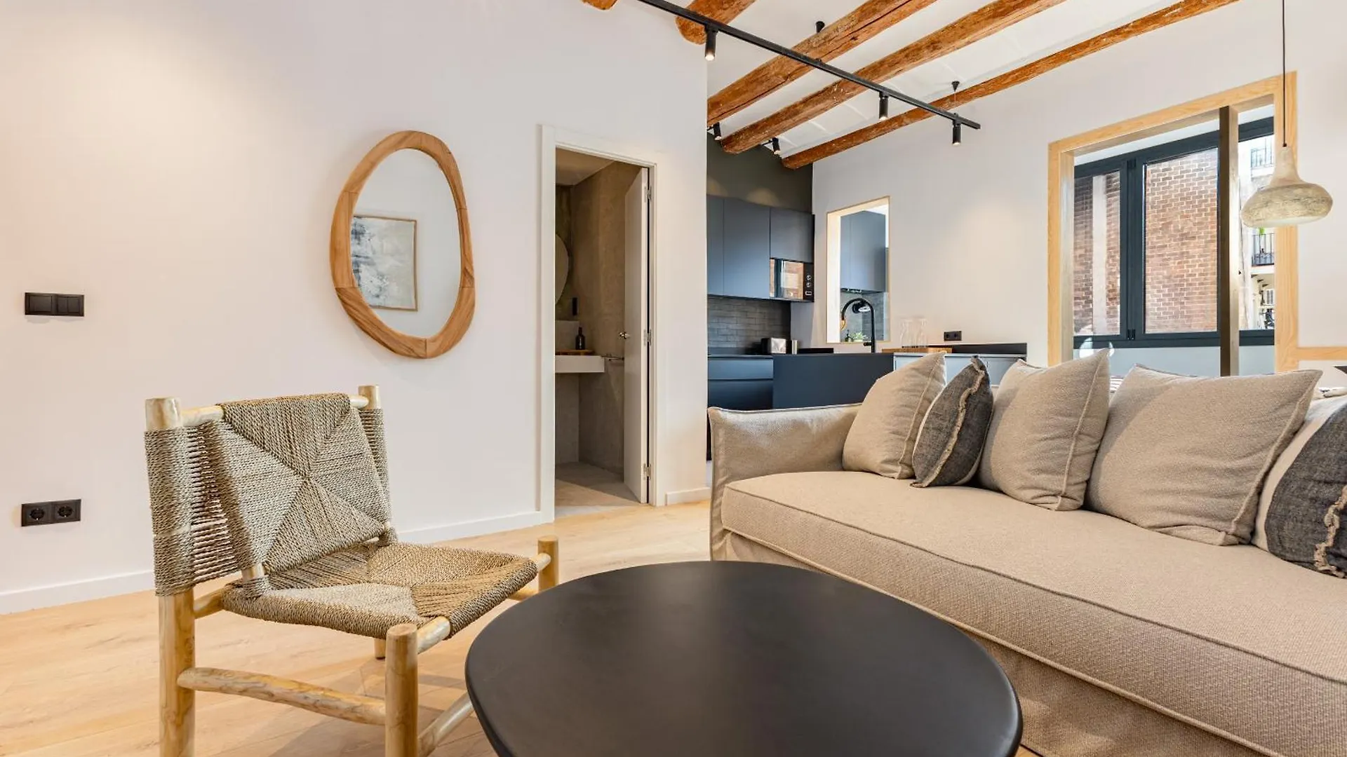 Joya De La Arquitectura Catalana Apartment Barcelona
